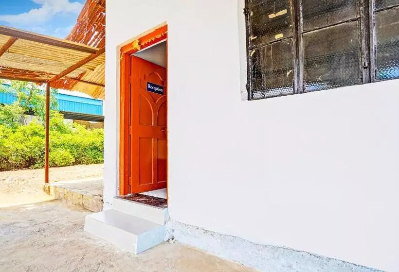 Hotelli O Arnav Gold