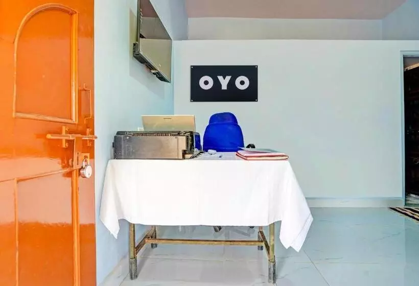 Hotelli O Arnav Gold