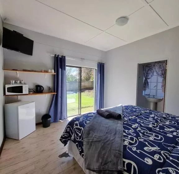 Majatalo Courageous Self Catering Accommodation