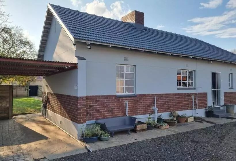 Majatalo Courageous Self Catering Accommodation