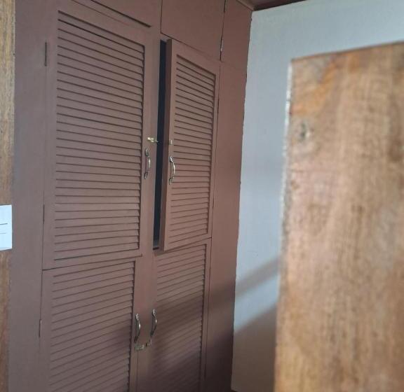 پانسیون Hostel Casa Mar