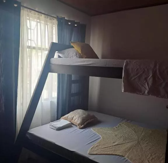 Majatalo Hostel Casa Mar