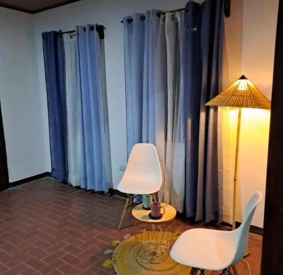 Majatalo Hostel Casa Mar