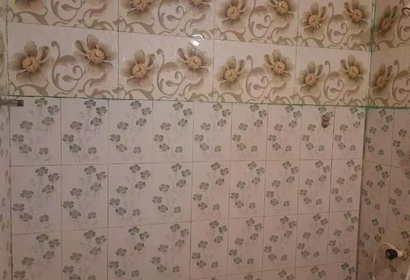 ペンション Kanthi Guest Inn