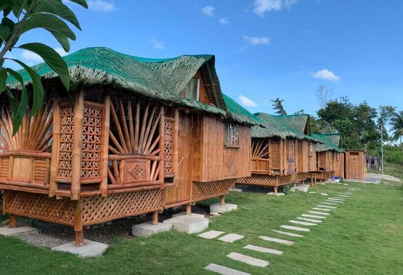 פנסיון Papabo Adventure Village