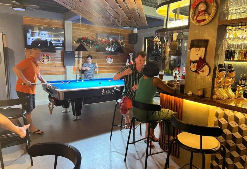 פנסיון Papabo Adventure Village