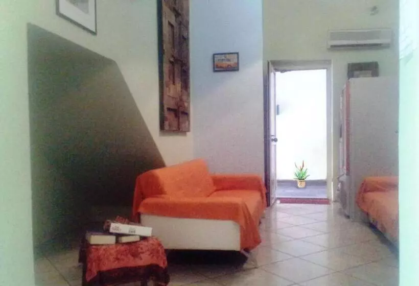 ペンション Room In Bb   Guest House In Acireale