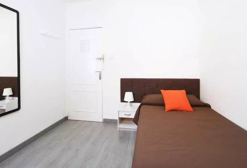 تختخواب و صبحانه Casagoa