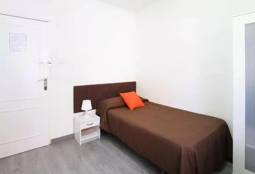 تختخواب و صبحانه Casagoa