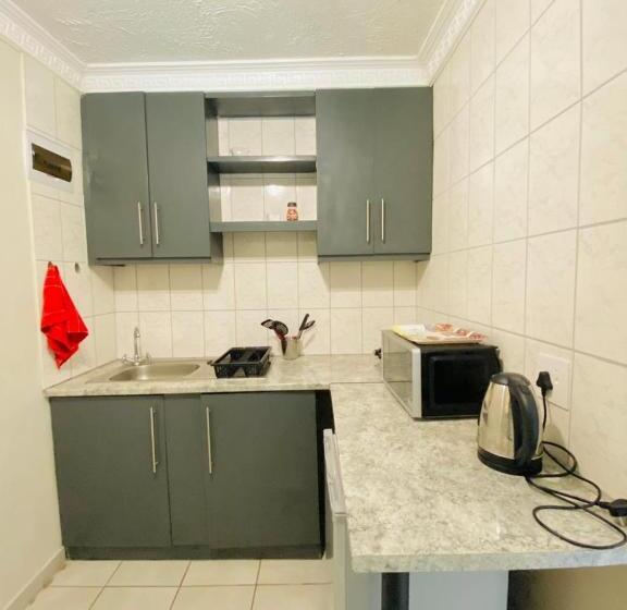 مبيت وإفطار Kosibaycottages