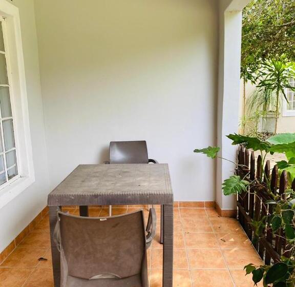 مبيت وإفطار Kosibaycottages