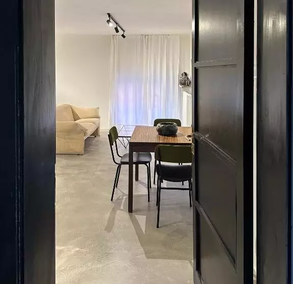 تختخواب و صبحانه Mini Loft
