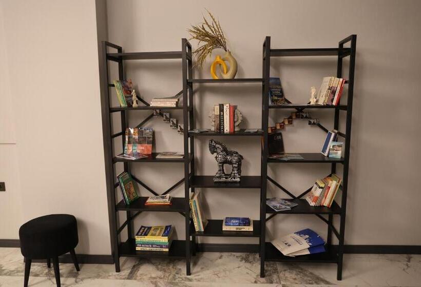 فندق Aybek Ratio