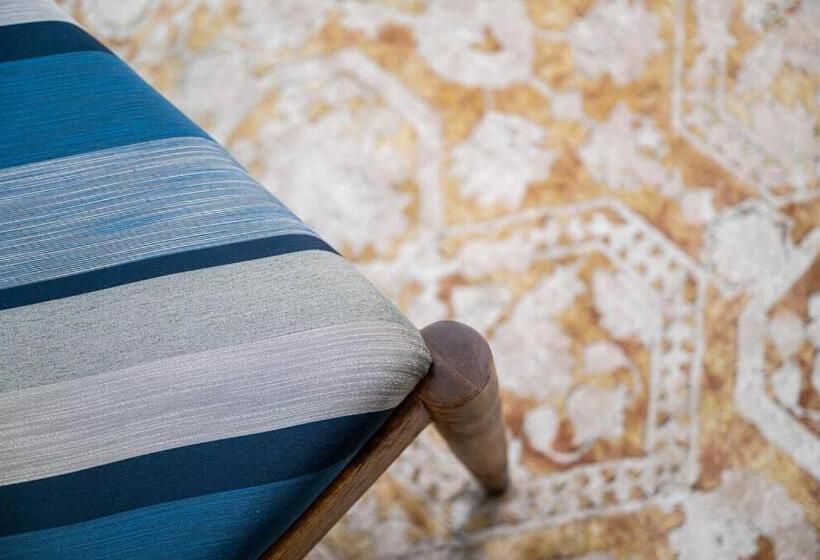 ホテル Elegant Edgy Loft