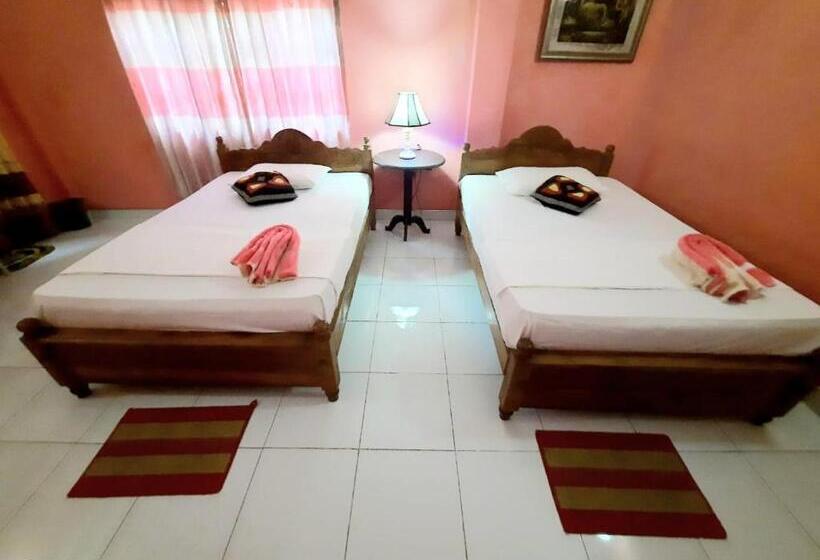 호텔 Elephant S Joint   National Park View