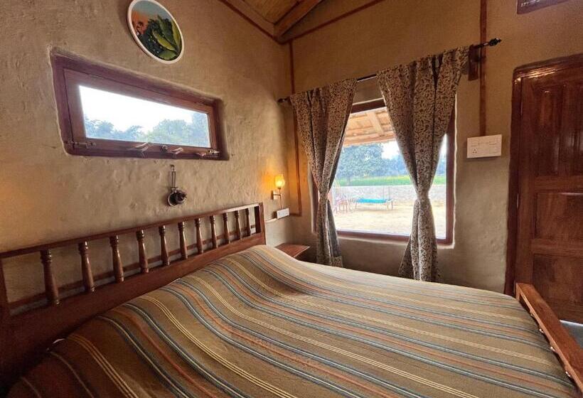 호텔 My Mom S Village 70 Kms From Ayodhya