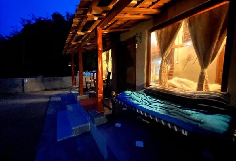 호텔 My Mom S Village 70 Kms From Ayodhya