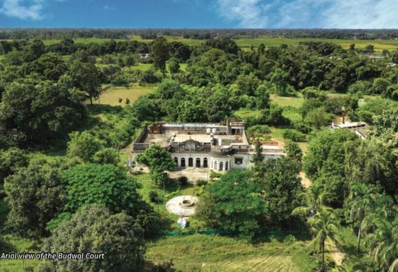 호텔 My Mom S Village 70 Kms From Ayodhya