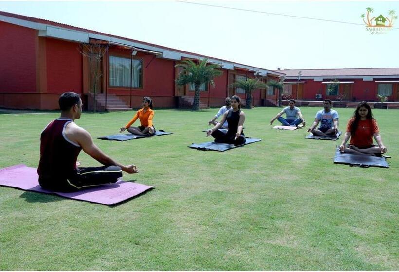 ホテル Sahib Farms And Resorts