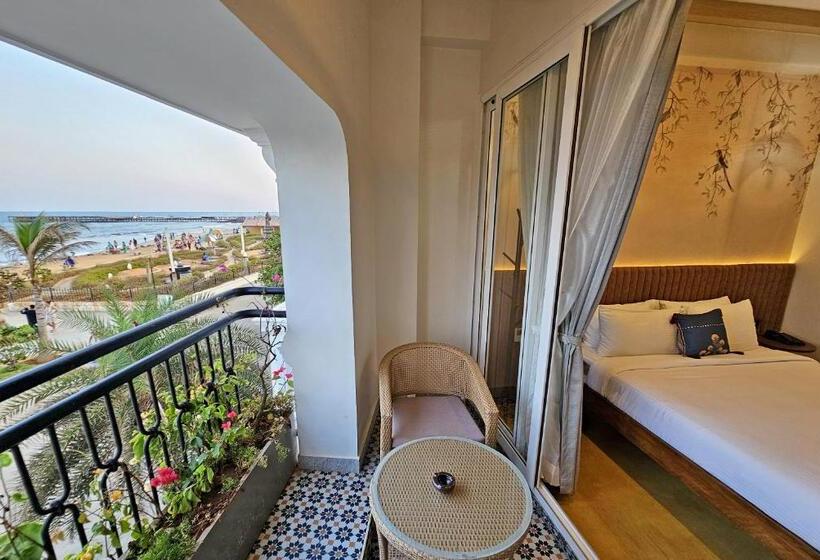 هتل Sea Gadabout Seaside Stays