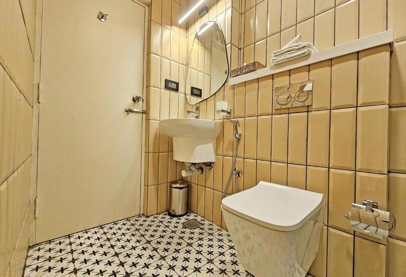 هتل Sea Gadabout Seaside Stays