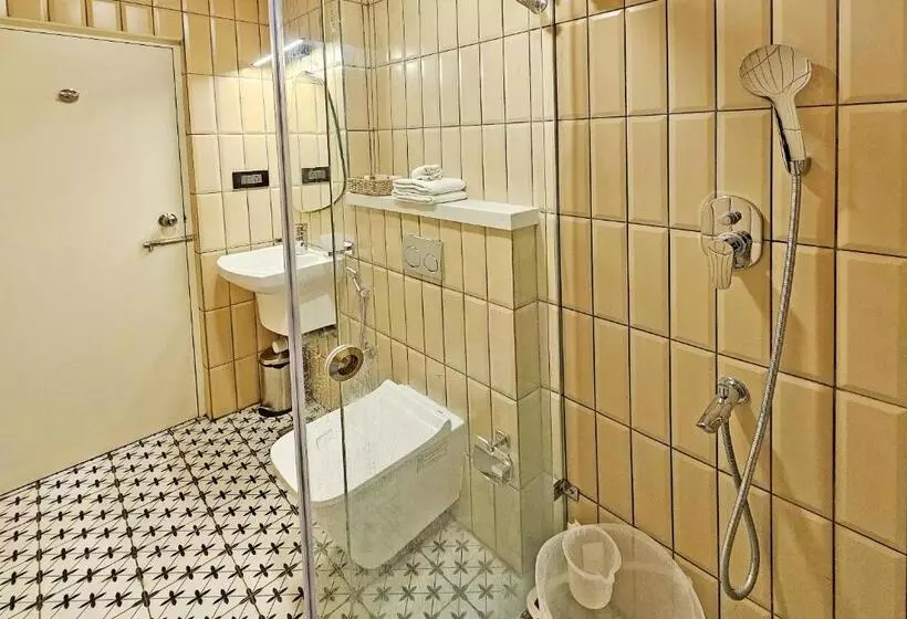 هتل Sea Gadabout   Seaside Stays