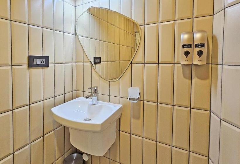 هتل Sea Gadabout Seaside Stays