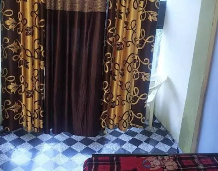 ホテル Shivdoot Hotal