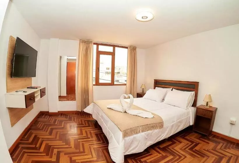 Hotelli Sillary Hostal Sede Cayma