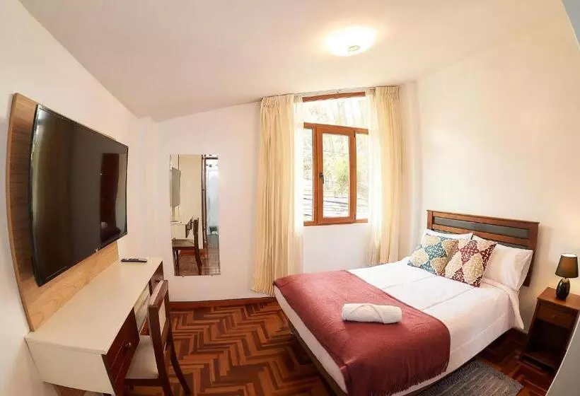 Hotelli Sillary Hostal Sede Cayma