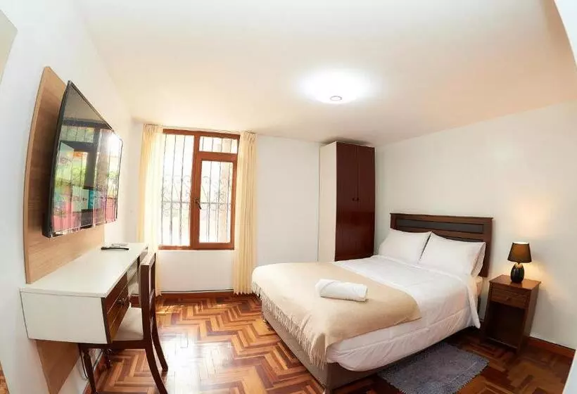 Hotelli Sillary Hostal Sede Cayma