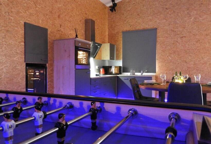 펜션 Hors Du Temps