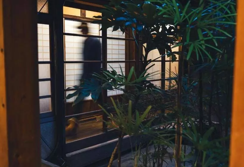 Majatalo Johns House じょんのやど