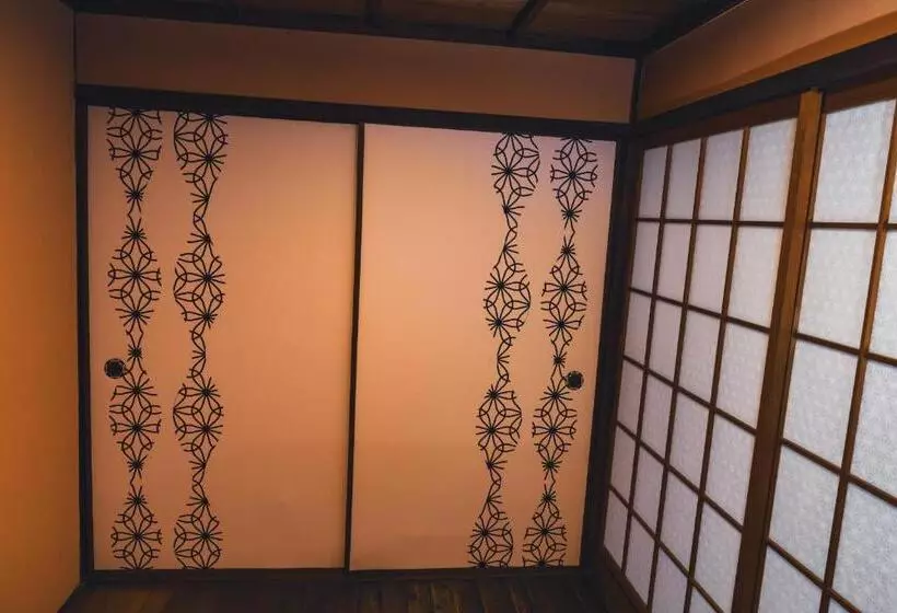 Majatalo Johns House じょんのやど