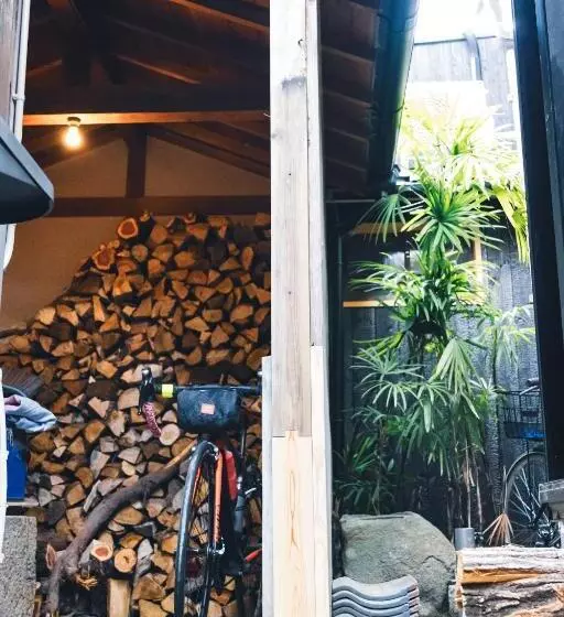 Majatalo Johns House じょんのやど