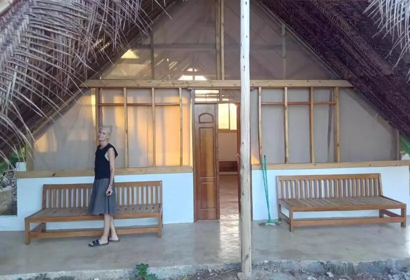 پانسیون Pongwe Eco Lodge And Kitten Paradise