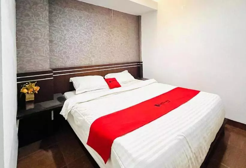 Reddoorz @ Best Hotel Jalan Dr. Sutomo Siantar