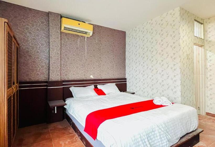 Reddoorz @ Best Hotel Jalan Dr. Sutomo Siantar