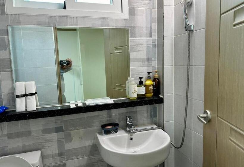 צימר Fullhouse 6to10