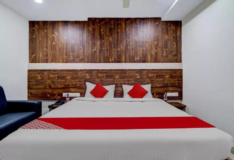 Collection O Hotel Vihari Grand
