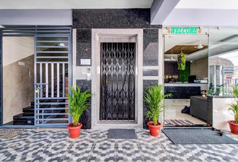 Collection O Hotel Vihari Grand