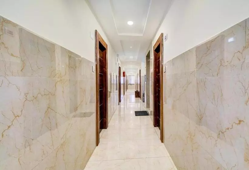 Collection O Hotel Vihari Grand