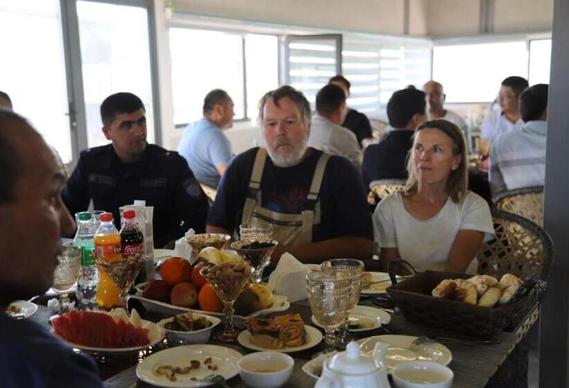 Отель Aral Plaza Resort