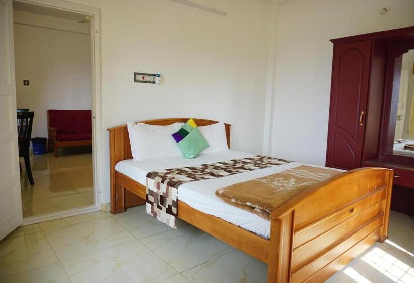 Hotel Classiyo Green Mount Resort