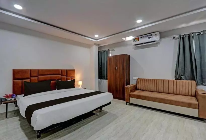 ホテル O Lavish Tranquil