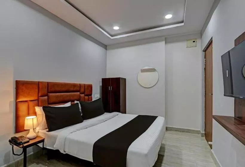 ホテル O Lavish Tranquil