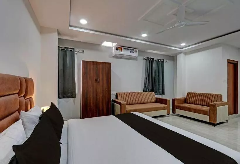 ホテル O Lavish Tranquil