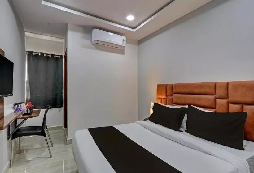 ホテル O Lavish Tranquil