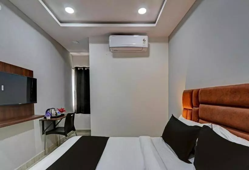 ホテル O Lavish Tranquil