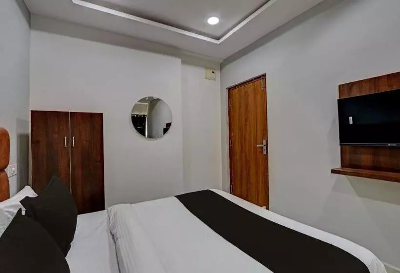 ホテル O Lavish Tranquil